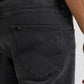 LEE - מכנסי ג'ינס קצרים בצבע שחור - MASHBIR//365 - 5