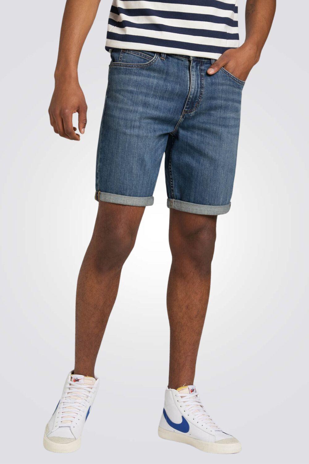 LEE - מכנסי ג'ינס REGULAR SHORT בצבע כחול - MASHBIR//365