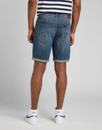 LEE - מכנסי ג'ינס REGULAR SHORT בצבע כחול - MASHBIR//365