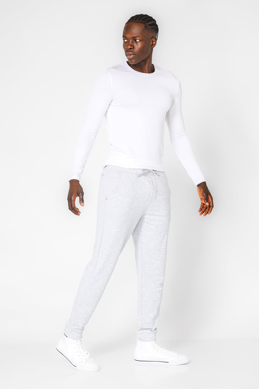 DELTA - מכנסי ג’וגר ארוכים דקים עם כיסים בצבע אפור - MASHBIR//365