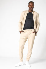 DELTA - מכנסי ג’וגר ארוכים דקים עם כיסים בצבע בז' - MASHBIR//365