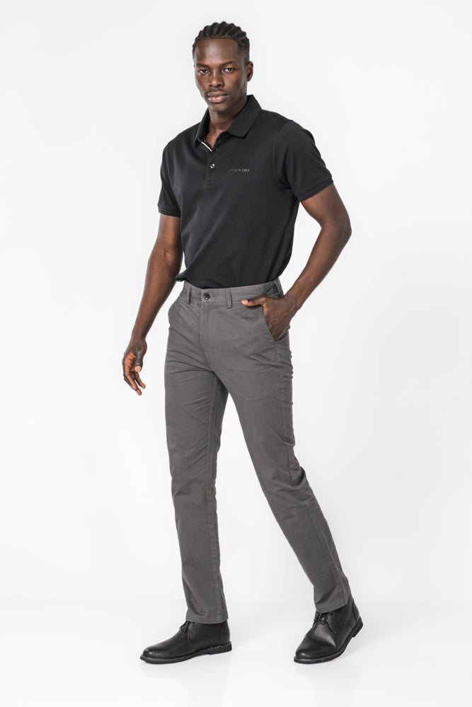 KENNETH COLE - מכנסי צ'ינו קלאסי בצבע אפור כהה - MASHBIR//365