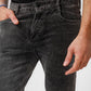 KENNETH COLE - מכנסי קורדרוי בצבע שחור מכובס - MASHBIR//365 - 3
