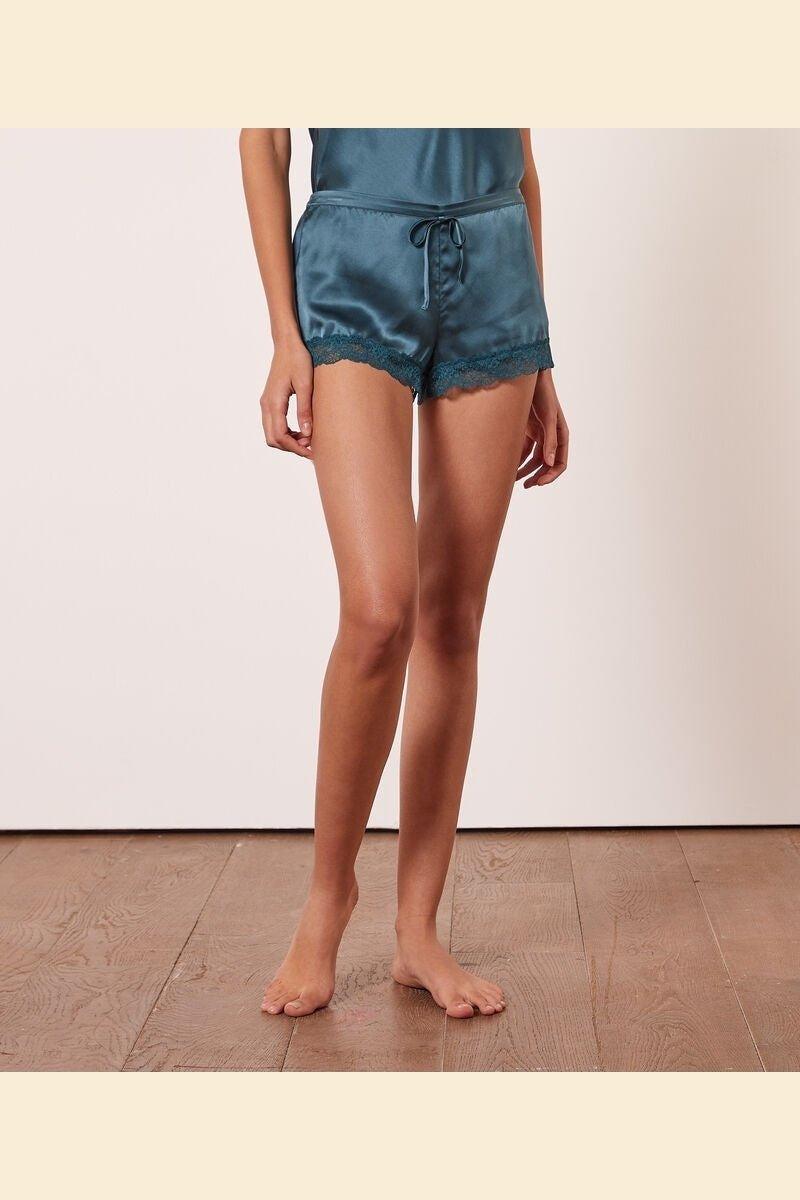 ETAM - מכנסי משי קצרים MILKY כחול פטרול - MASHBIR//365