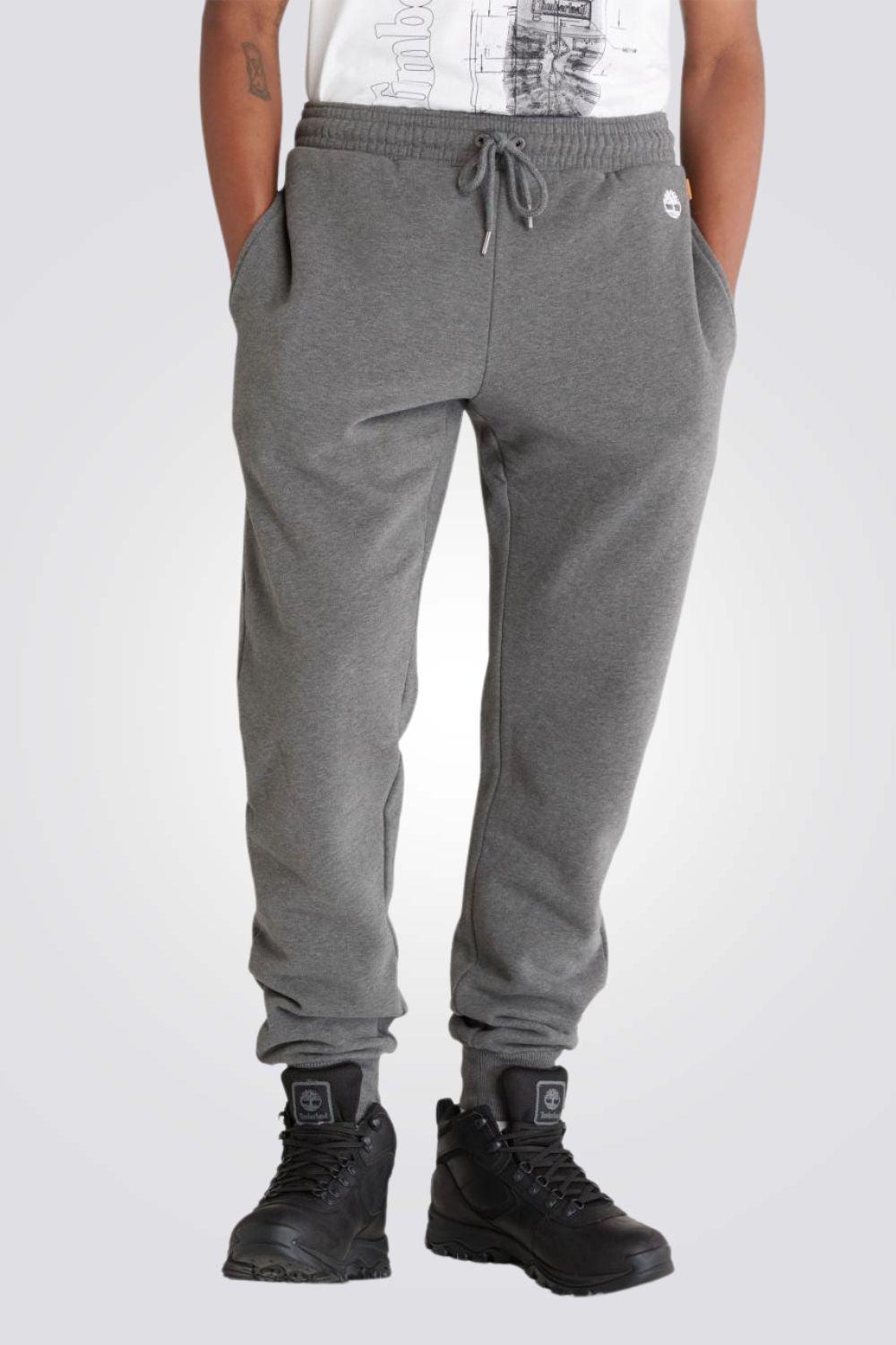 TIMBERLAND - מכנסי טרנינג עם לוגו המותג רקום בצד צבע אפור כהה - MASHBIR//365