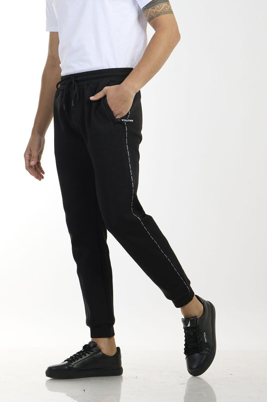 NAUTICA - מכנסי טרנינג ספורטיביים בצבע שחור - MASHBIR//365
