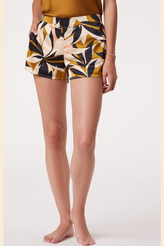 ETAM - מכנסי סאטן קצרים LEAVES הדפס עלים - MASHBIR//365