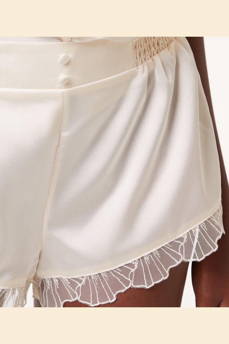 ETAM - מכנסי סאטן קצרים OMBRELLE קרם - MASHBIR//365