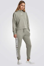 UNDER ARMOUR - מכנסי ספורט ארוכים לנשים בצבע זית - MASHBIR//365