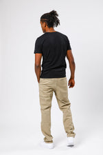 WRANGLER - מכנסי כותנה CASY CHINO בז' - MASHBIR//365