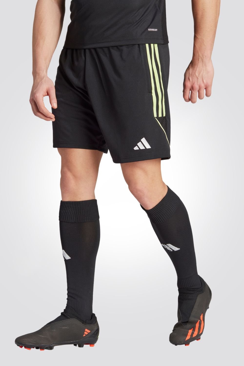 ADIDAS - מכנסיי אימונים קצרים TIRO23 בצבע שחור לגברים - MASHBIR//365