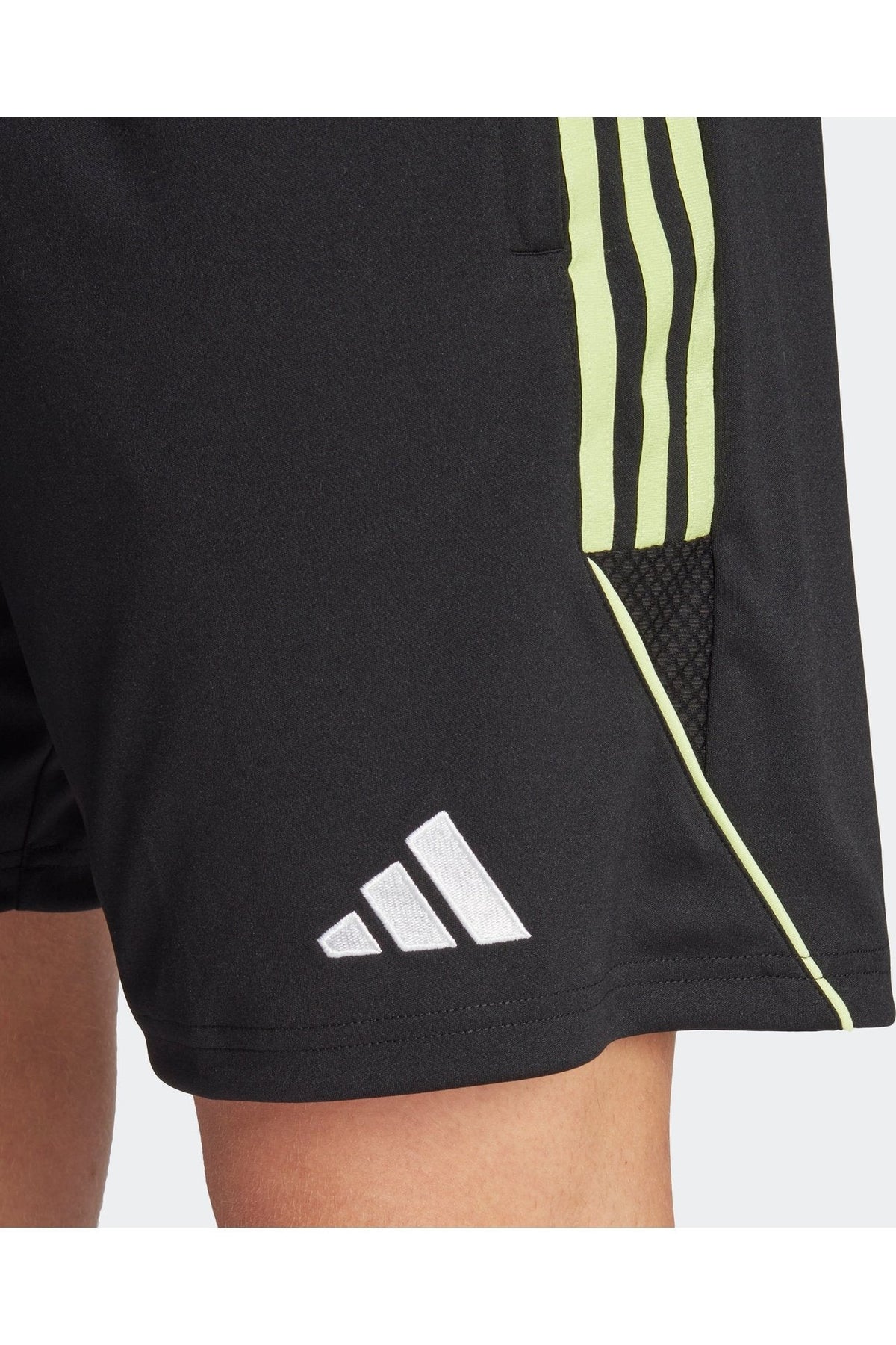 ADIDAS - מכנסיי אימונים קצרים TIRO23 בצבע שחור לגברים - MASHBIR//365