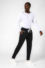 CHAMPION - מכנסיים ארוכים בצבע שחור - MASHBIR//365