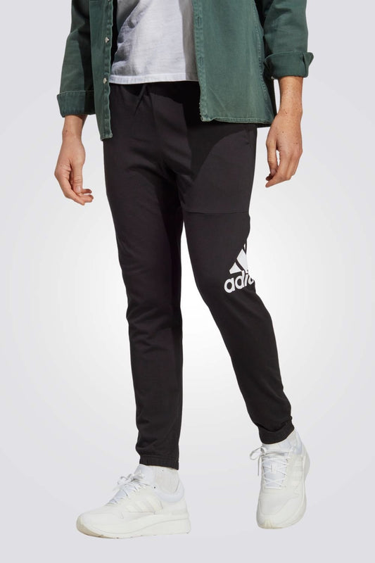 ADIDAS - מכנסיים ארוכים לגברים ESSENTIALS SINGLE JERSEY בצבע שחור - MASHBIR//365