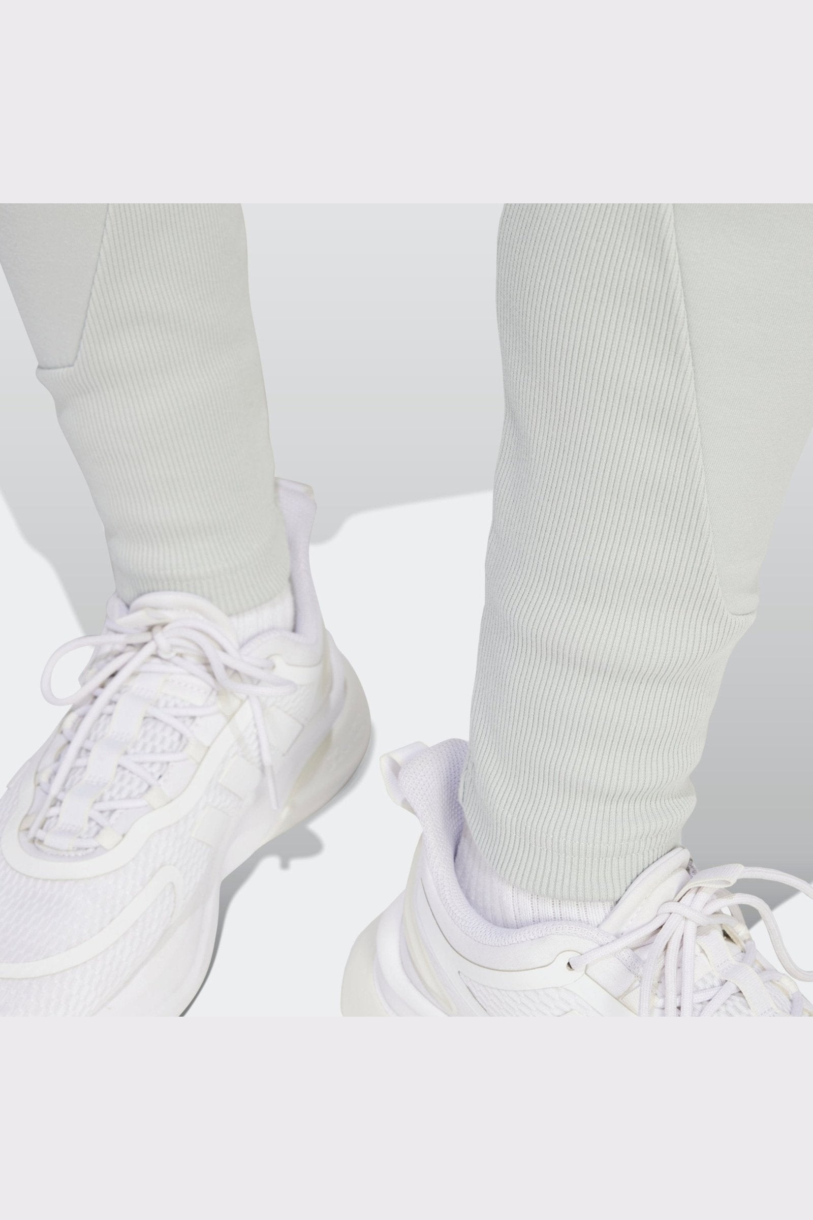 ADIDAS - מכנסיים ארוכים לגברים Z.N.E. PREMIUM בצבע לבן - MASHBIR//365