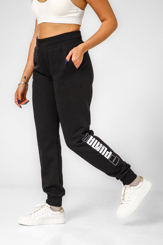 PUMA - מכנסיים ארוכים לנשים ESS בצבע שחור - MASHBIR//365