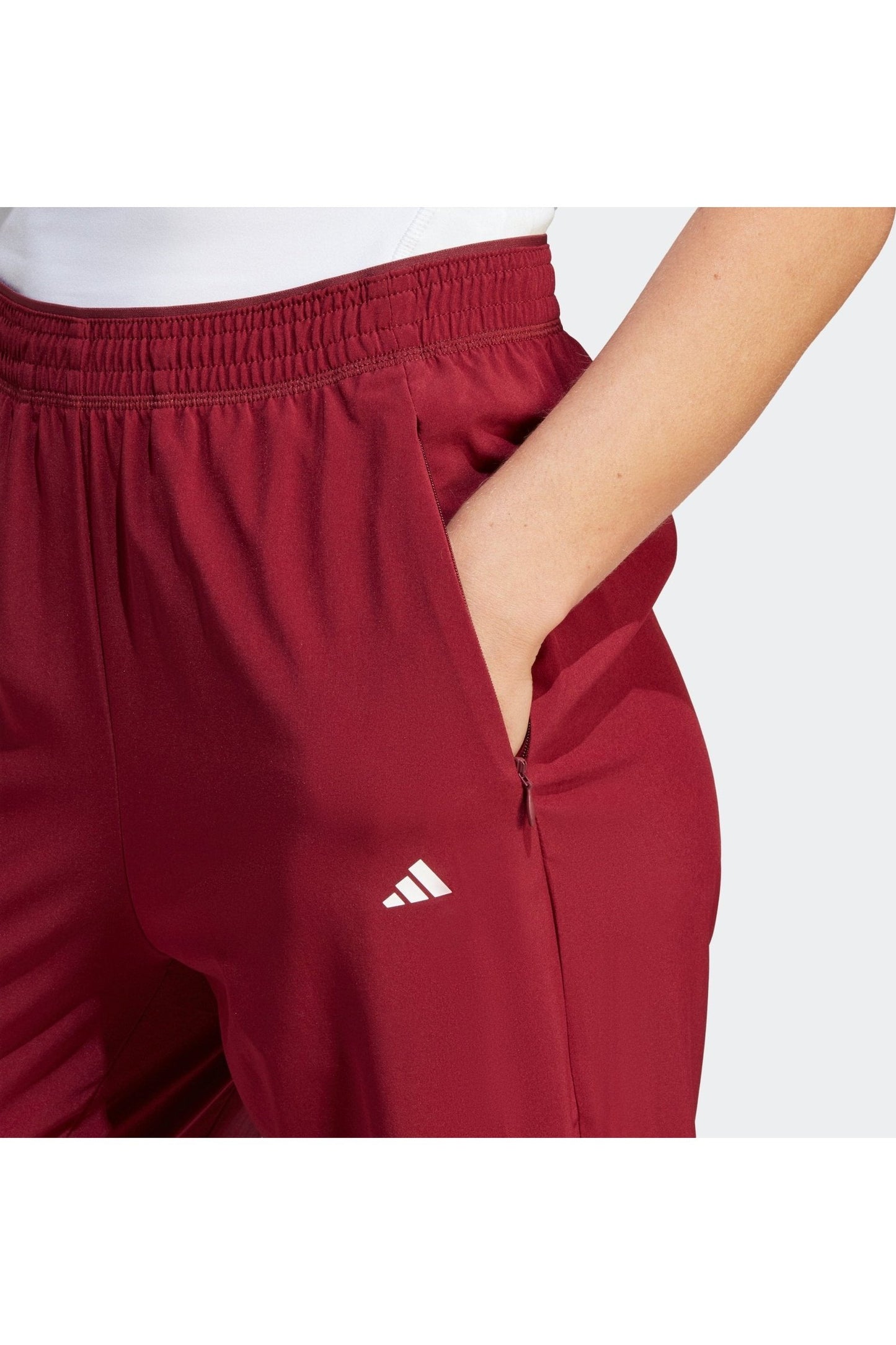 ADIDAS - מכנסיים ארוכים לנשים TRN בצבע אדום - MASHBIR//365