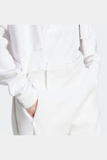 ADIDAS - מכנסיים ארוכים לנשים Z.N.E בצבע לבן - MASHBIR//365