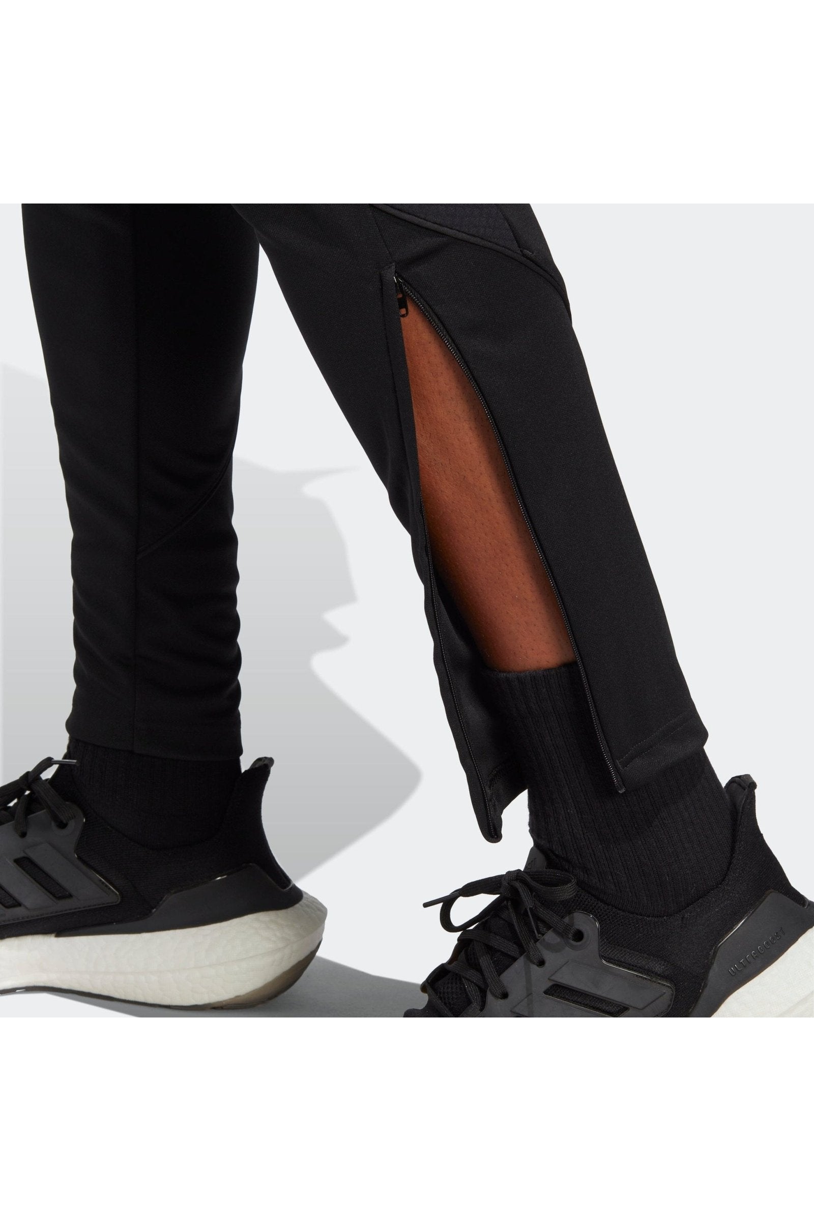 ADIDAS - מכנסיים ארוכים TIRO23 בצבע אפור ושחור - MASHBIR//365
