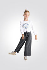 OKAIDI - מכנסיים בגזרה גבוהה ורחבה בצבע אפור כהה לילדות - MASHBIR//365