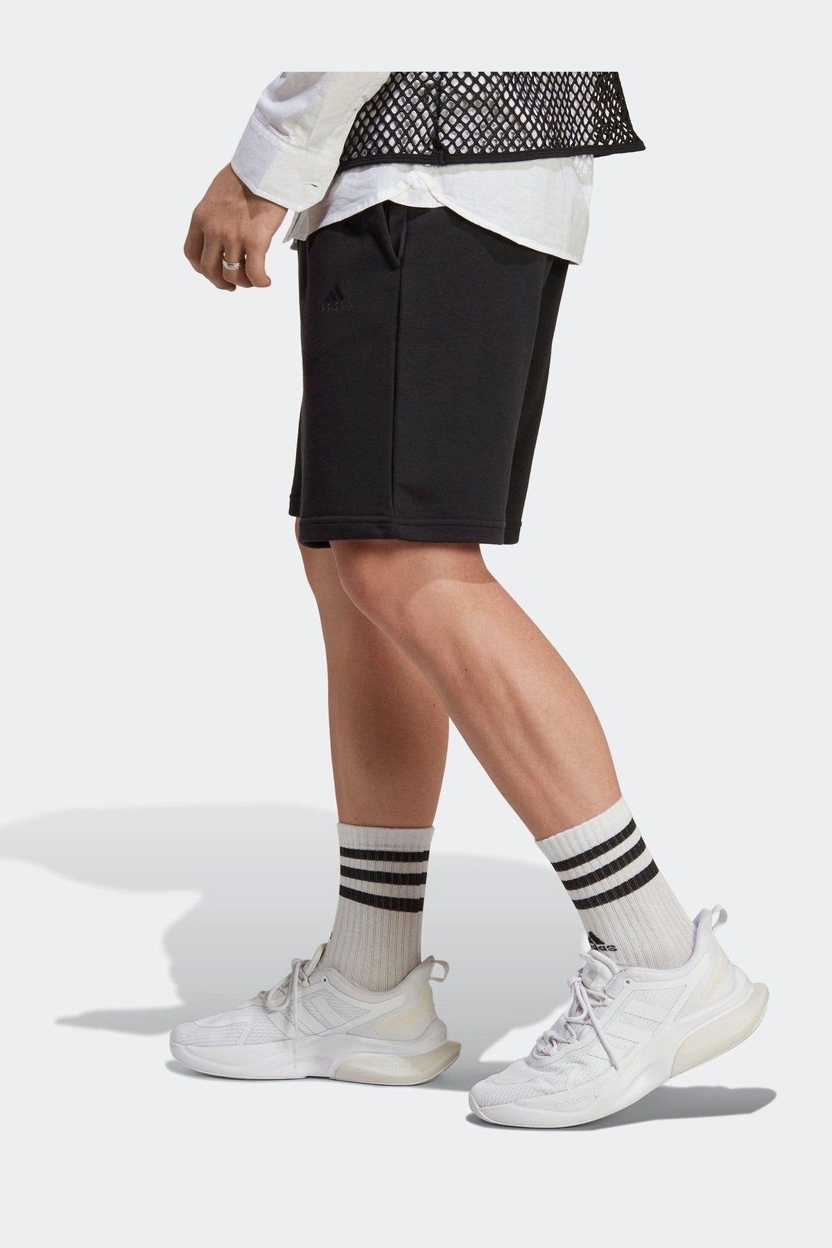 ADIDAS - מכנסיים קצרים ALL SZN בצבע שחור - MASHBIR//365