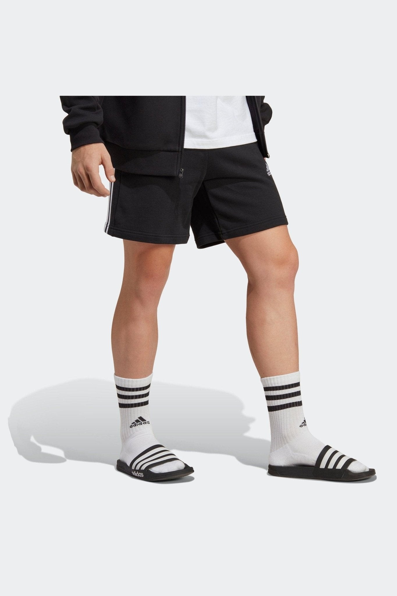 ADIDAS - מכנסיים קצרים ESSENTIALS בצבע שחור - MASHBIR//365
