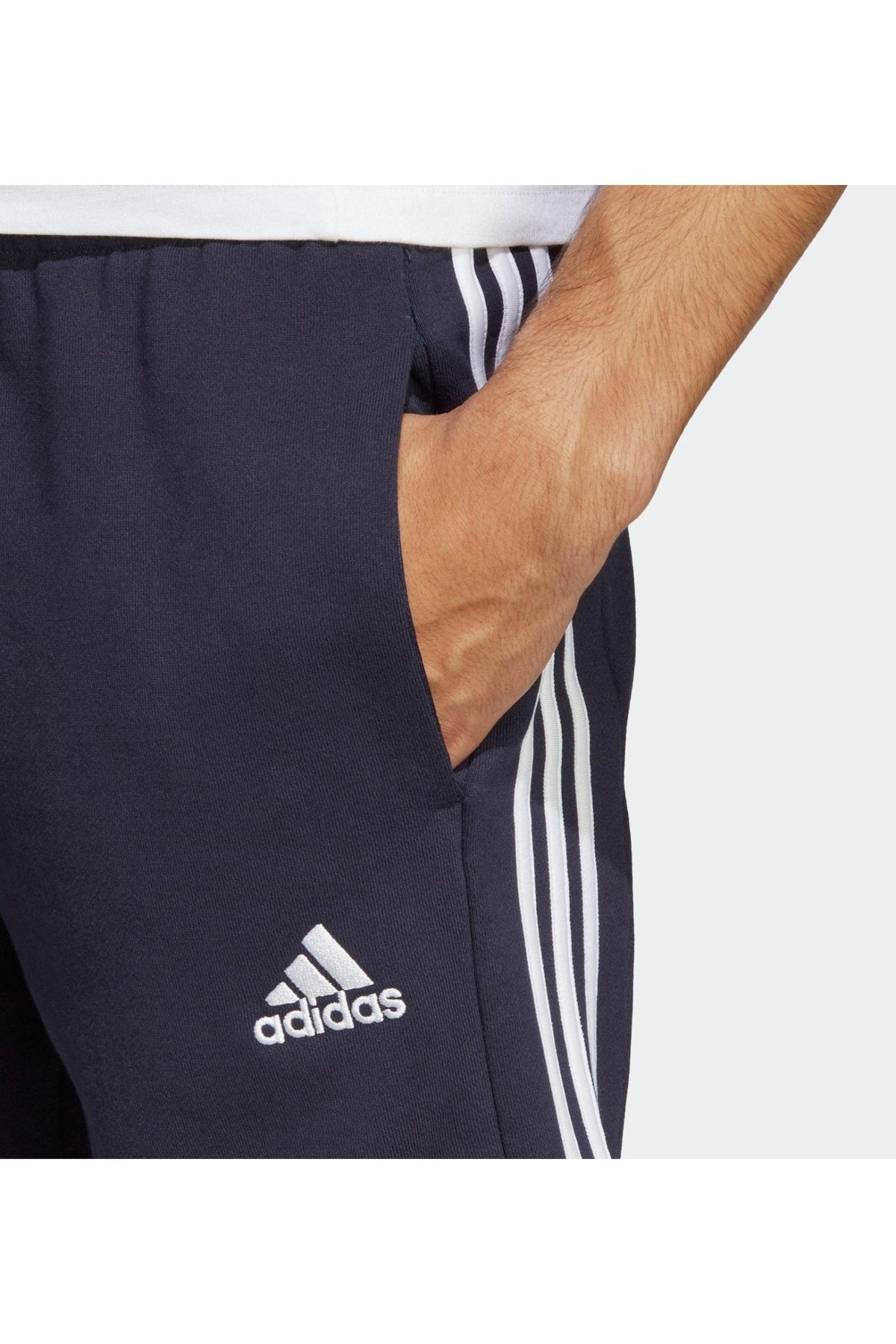 ADIDAS - מכנסיים קצרים FRENCH TERRY בצבע נייבי - MASHBIR//365