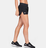 UNDER ARMOUR - מכנסיים קצרים Launch SW 3 - MASHBIR//365