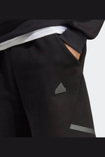 ADIDAS - מכנסיים קצרים לגבר M D4GMDY SHRT בצבע שחור - MASHBIR//365