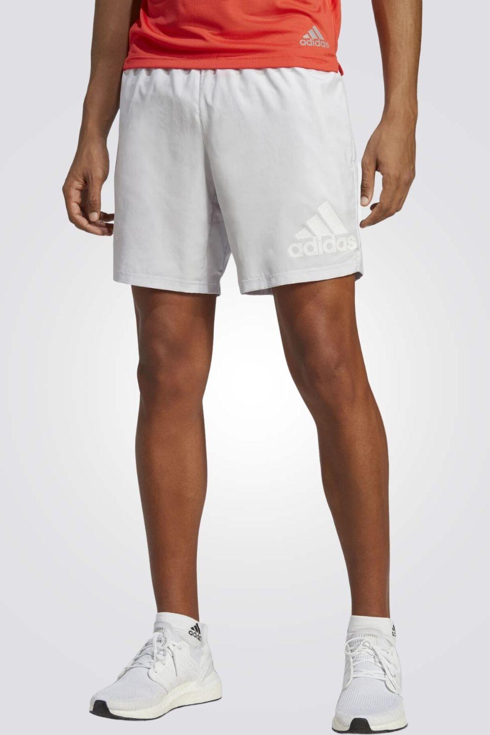 ADIDAS - מכנסיים קצרים לגבר RUN IT SHORT M בצבע אפור בהיר - MASHBIR//365