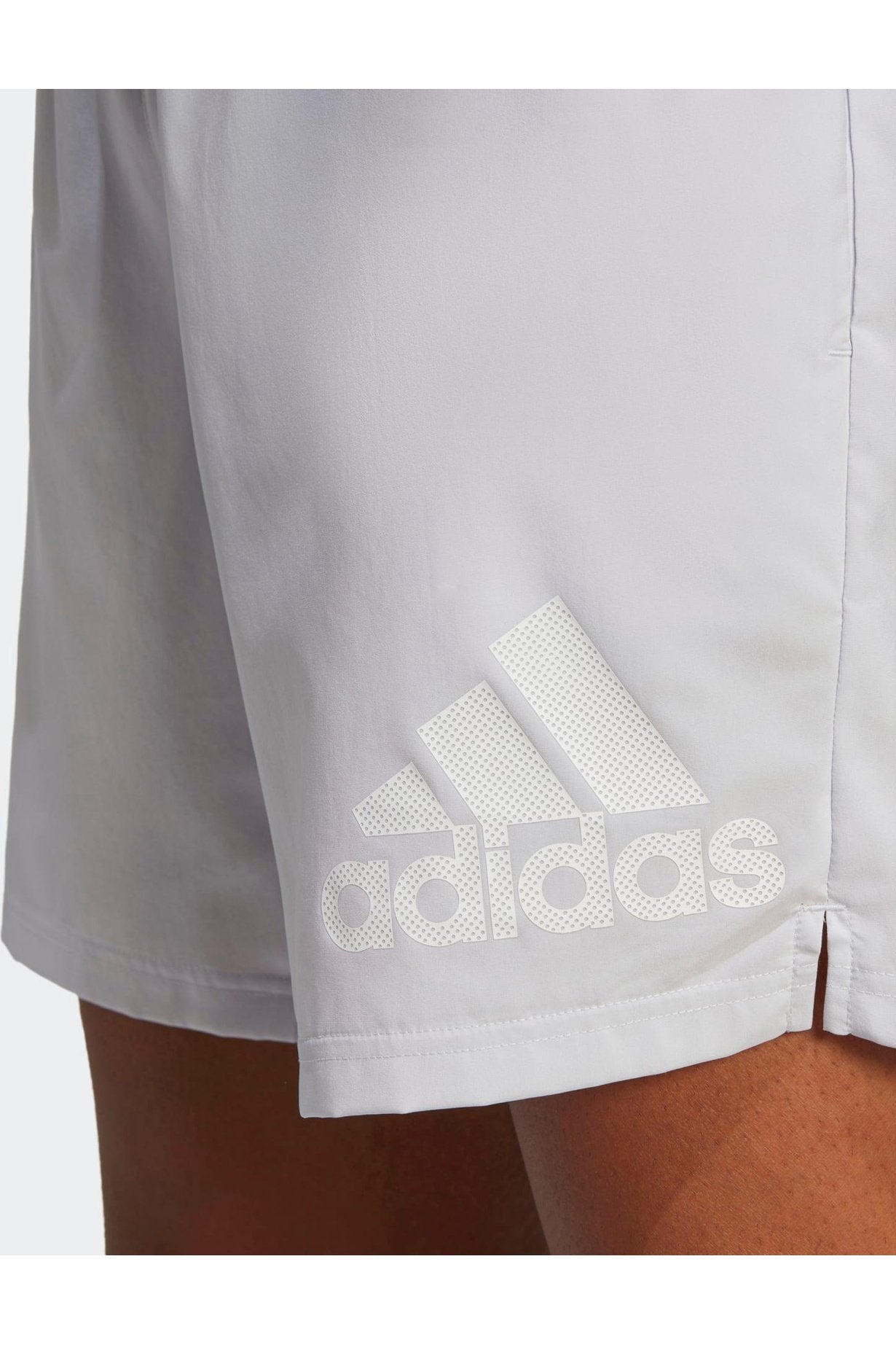 ADIDAS - מכנסיים קצרים לגבר RUN IT SHORT M בצבע אפור בהיר - MASHBIR//365