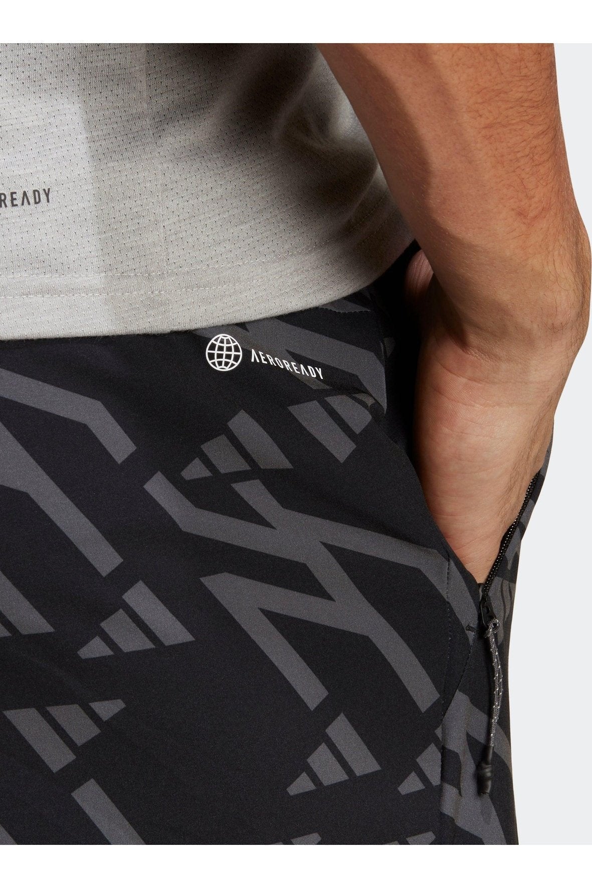 ADIDAS - מכנסיים קצרים לגבר TRAIN ICONS 3-STRIPES בצבע שחור - MASHBIR//365