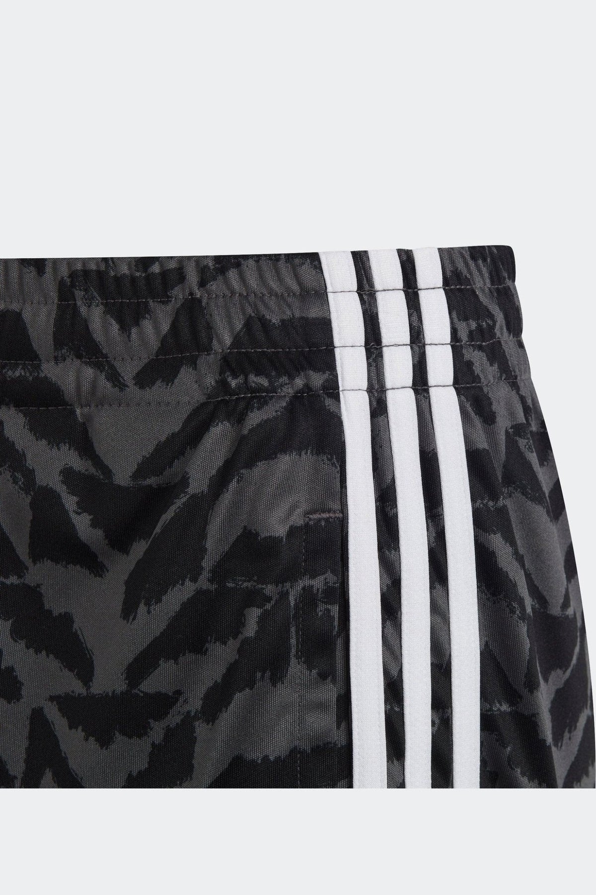 ADIDAS - מכנסיים קצרים לילדים בצבע אפור - MASHBIR//365