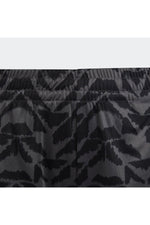 ADIDAS - מכנסיים קצרים לילדים בצבע אפור - MASHBIR//365