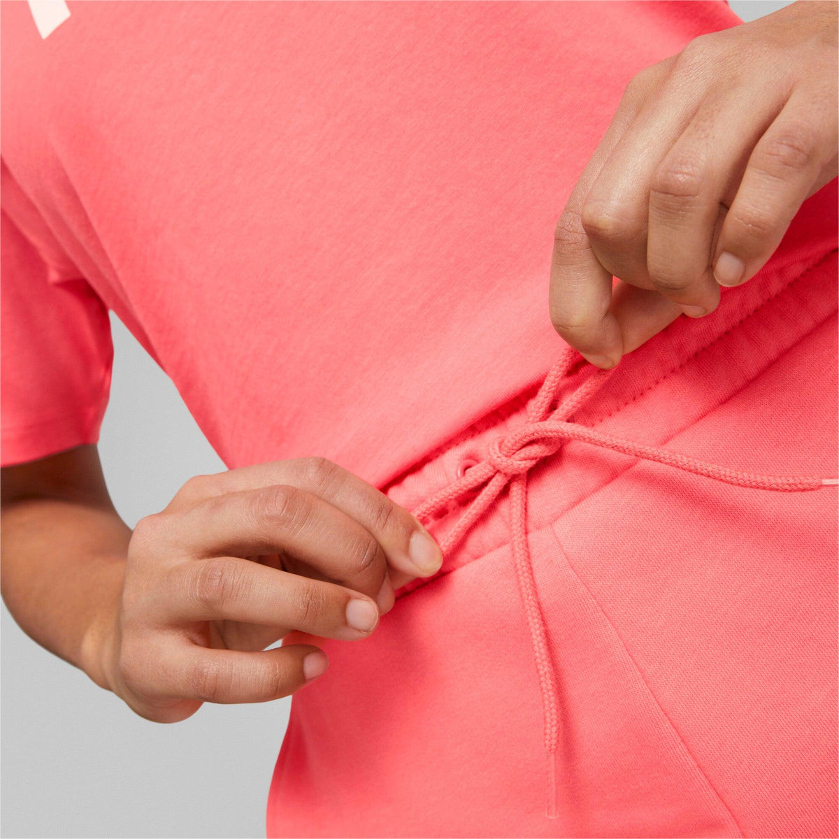 PUMA - מכנסיים קצרים לנשים בצבע ורוד - MASHBIR//365