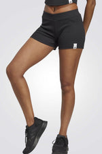 ADIDAS - מכנסיים קצרים לנשים W LNG RIB SHO בצבע שחור - MASHBIR//365