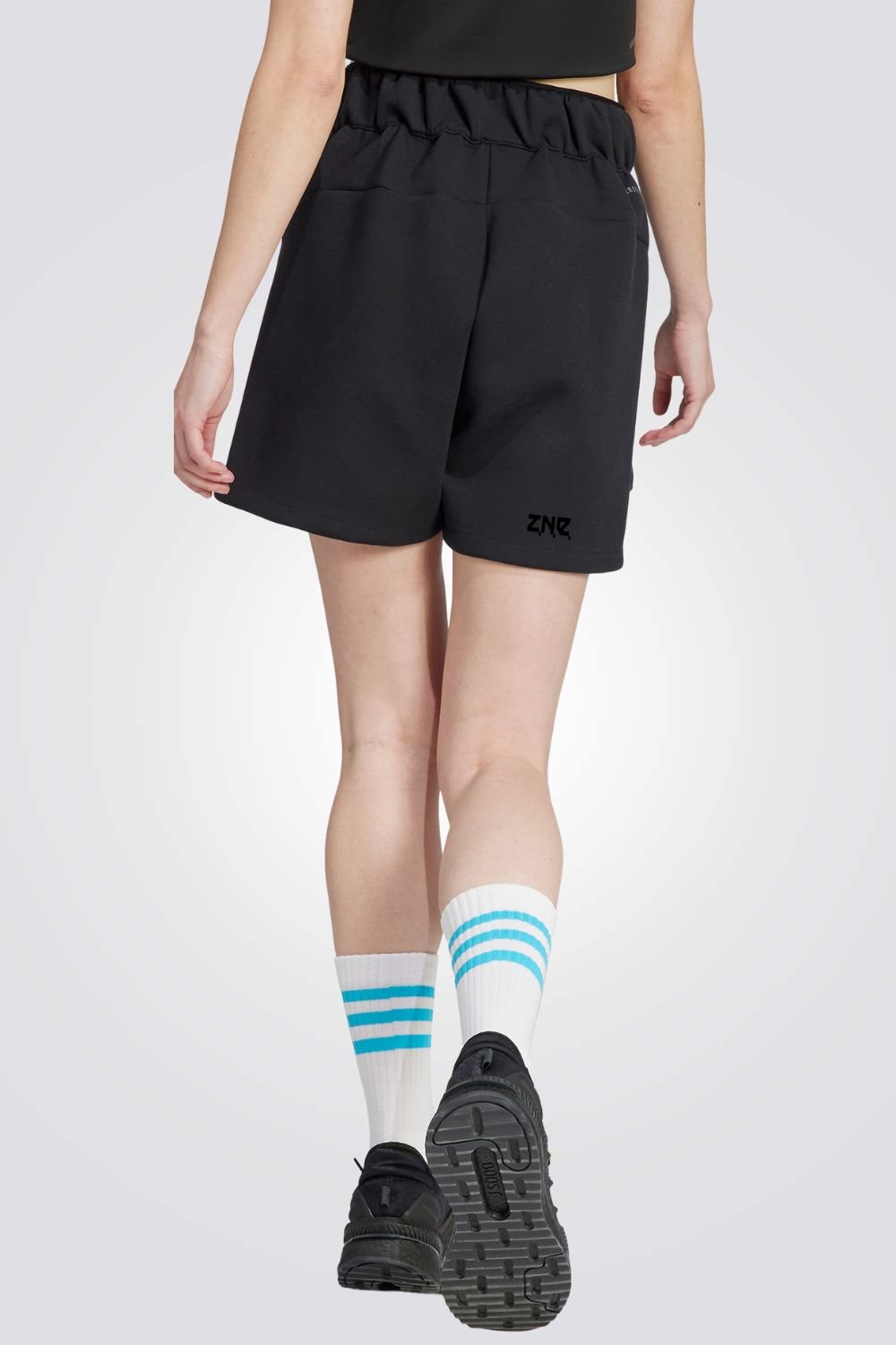 ADIDAS - מכנסיים קצרים לנשים Z.N.E בצבע שחור - MASHBIR//365