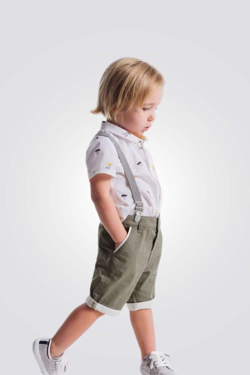 OBAIBI - מכנסיים קצרים עם שלייקס בצבע חאקי - MASHBIR//365