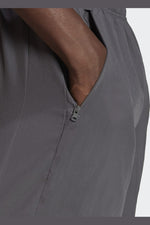 ADIDAS - מכנסיים קצרים TRAIN ESSENTIALS WOVEN בצבע אפור - MASHBIR//365