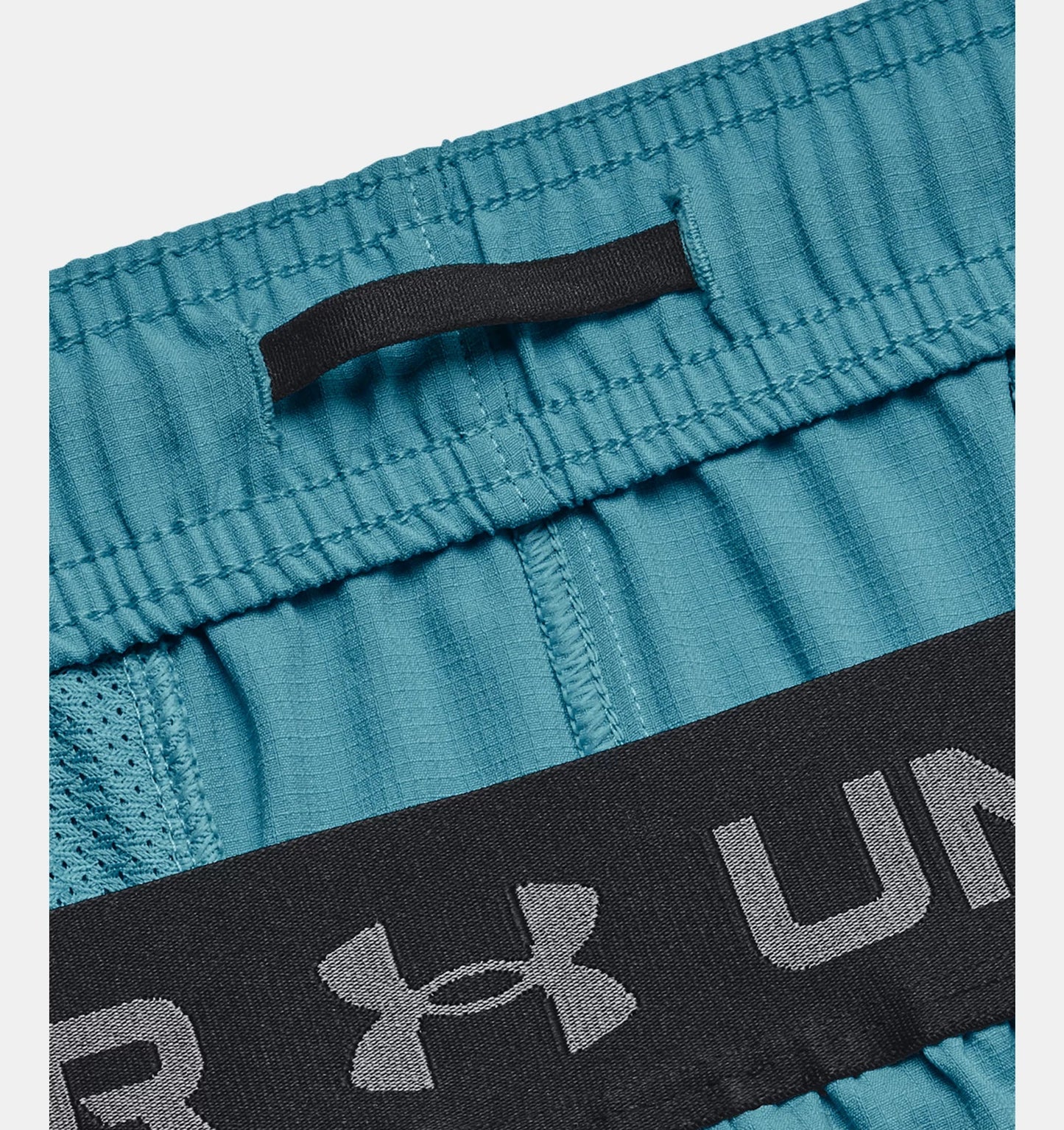 UNDER ARMOUR - מכנסיים קצרים UA Vanish Woven 8in בצבע טורקיז - MASHBIR//365