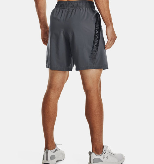 UNDER ARMOUR - מכנסיים קצרים UA Woven Graphic בצבע אפור - MASHBIR//365