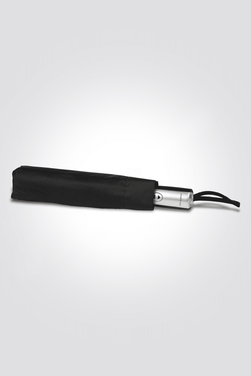 KENNETH COLE - מטריה 21 אינץ' בצבע שחור - MASHBIR//365