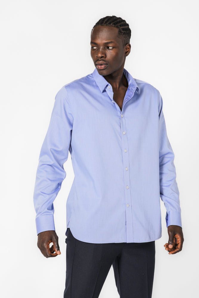 KENNETH COLE - מכופתרת אל קמט בצבע תכלת - MASHBIR//365