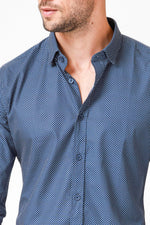 KENNETH COLE - מכופתרת צבע NAVY עם נקודות בצבע לבן - MASHBIR//365