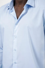 KENNETH COLE - מכופתרת פסים MODERN FIT בצבע LT DENIM - MASHBIR//365