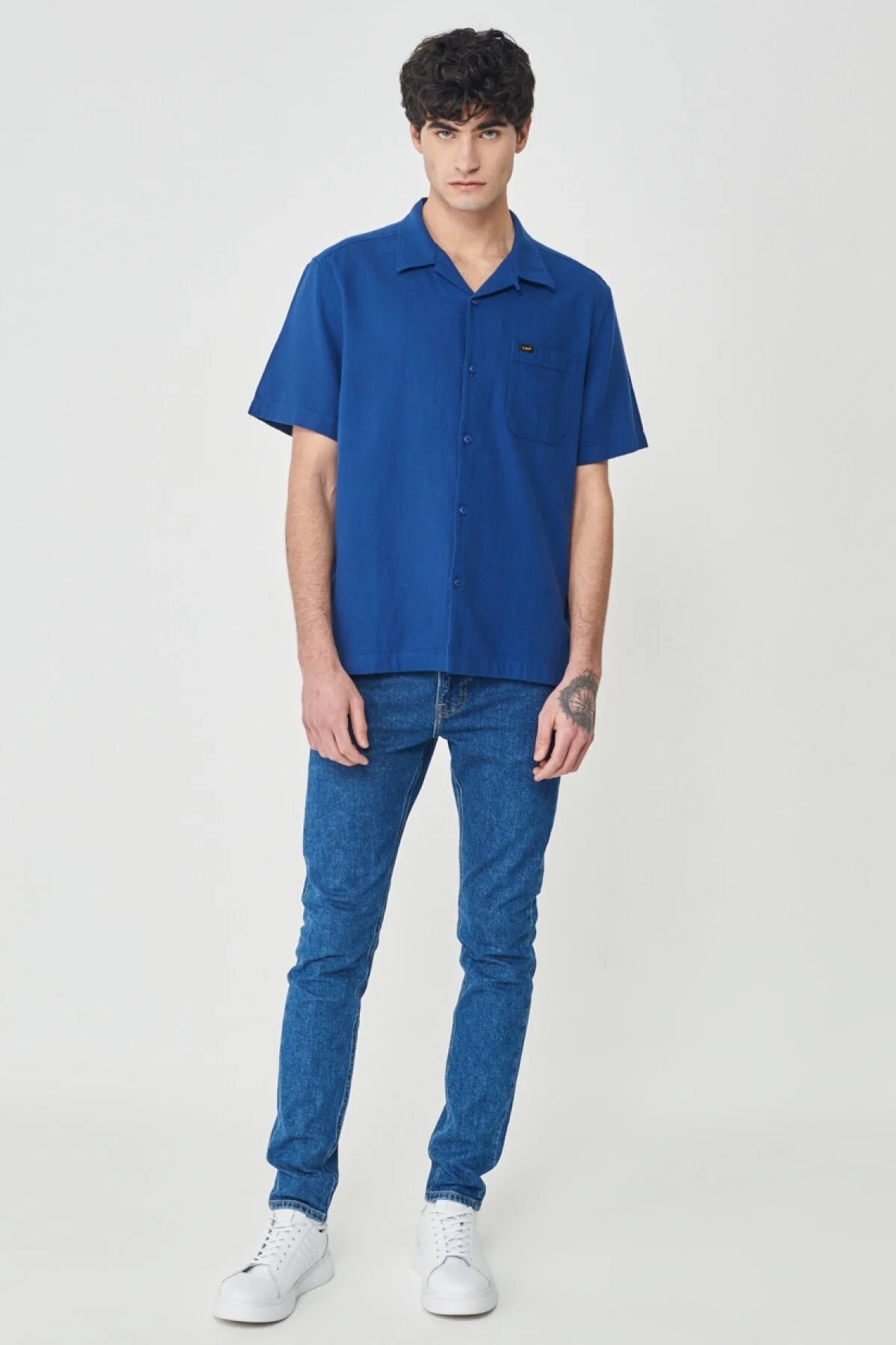 LEE - מכופתרת RESORT בצבע כחול - MASHBIR//365