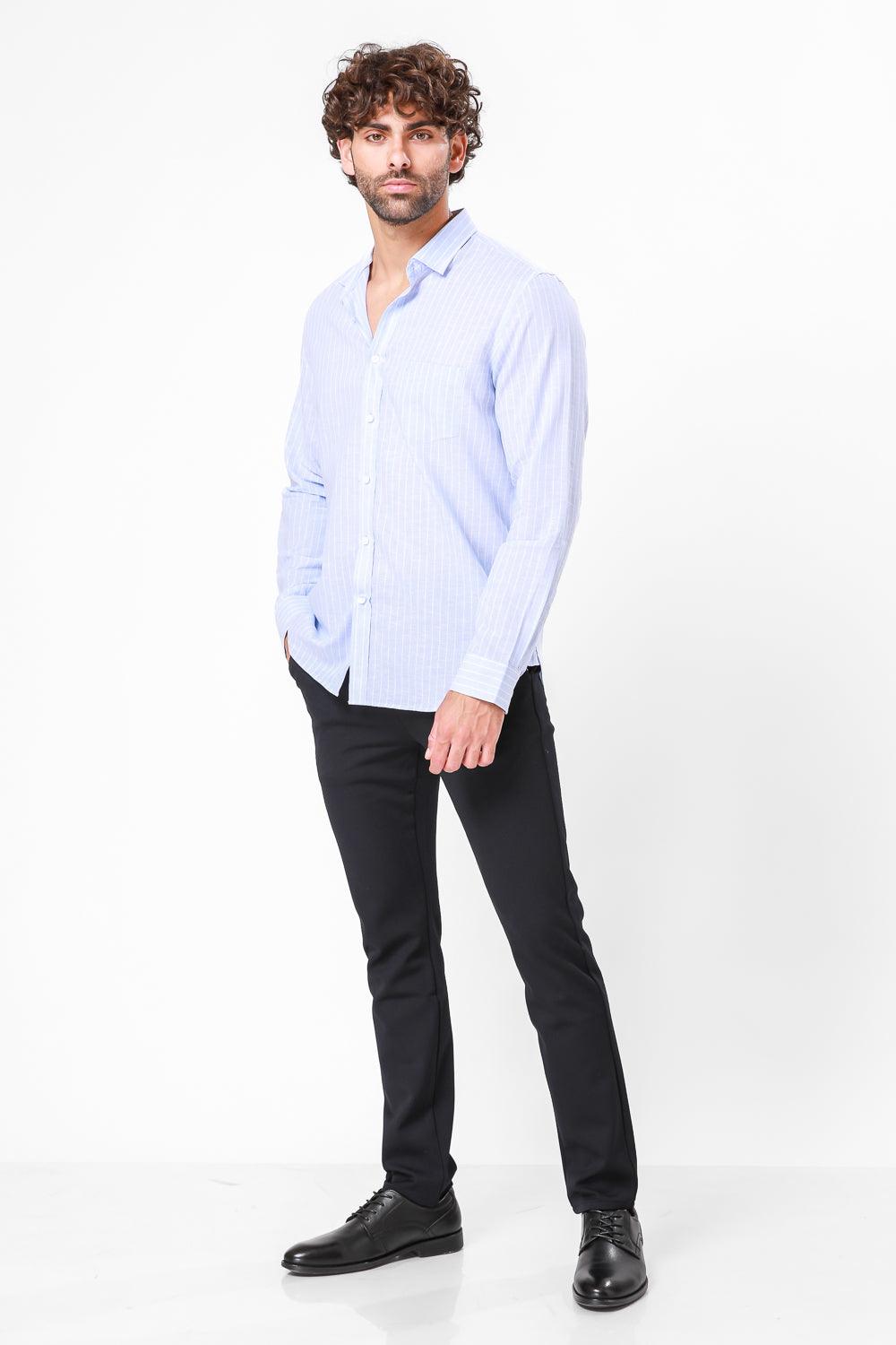 KENNETH COLE - מכופתרת תכלת עם פסים דקים בצבע לבן - MASHBIR//365