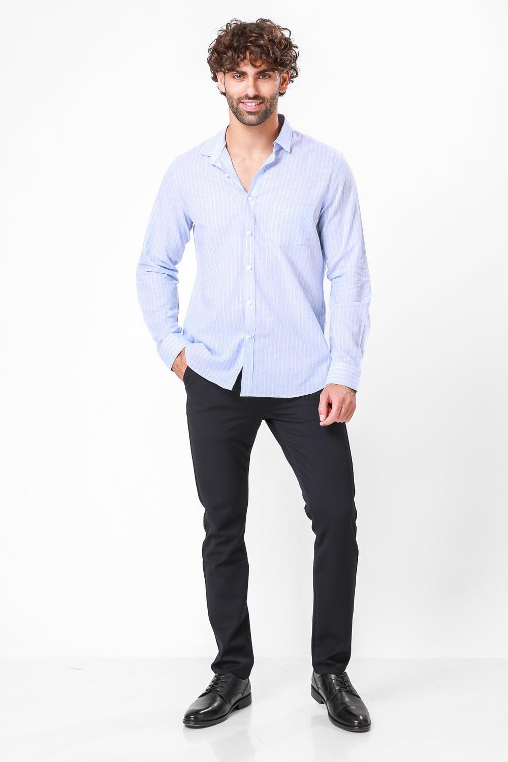 KENNETH COLE - מכופתרת תכלת עם פסים דקים בצבע לבן - MASHBIR//365