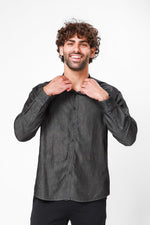 KENNETH COLE - מכופתרת WASHED DENIM שחורה - MASHBIR//365