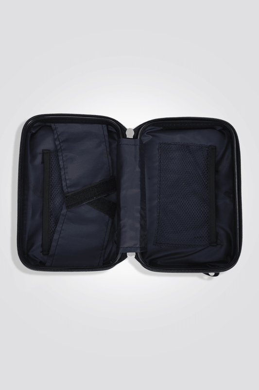 SANTA BARBARA POLO & RAQUET CLUB - מזוודה 9'' BEAUTY CASE בצבע שחור - MASHBIR//365